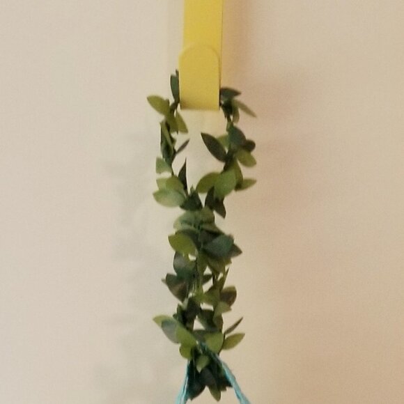 Spring Summer Faux Floral Door Wall Decor🦋 - Picture 6 of 8